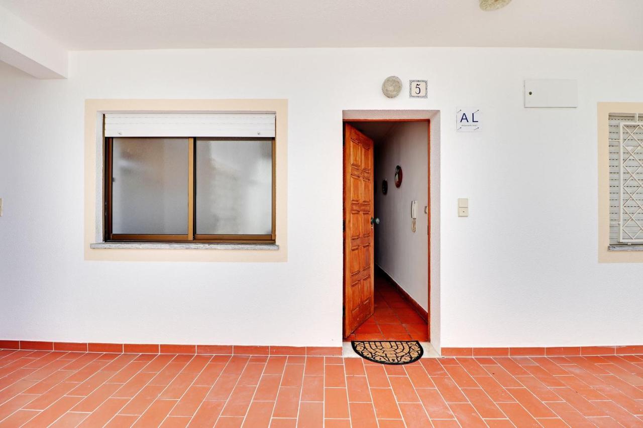 Apartment By Homing *