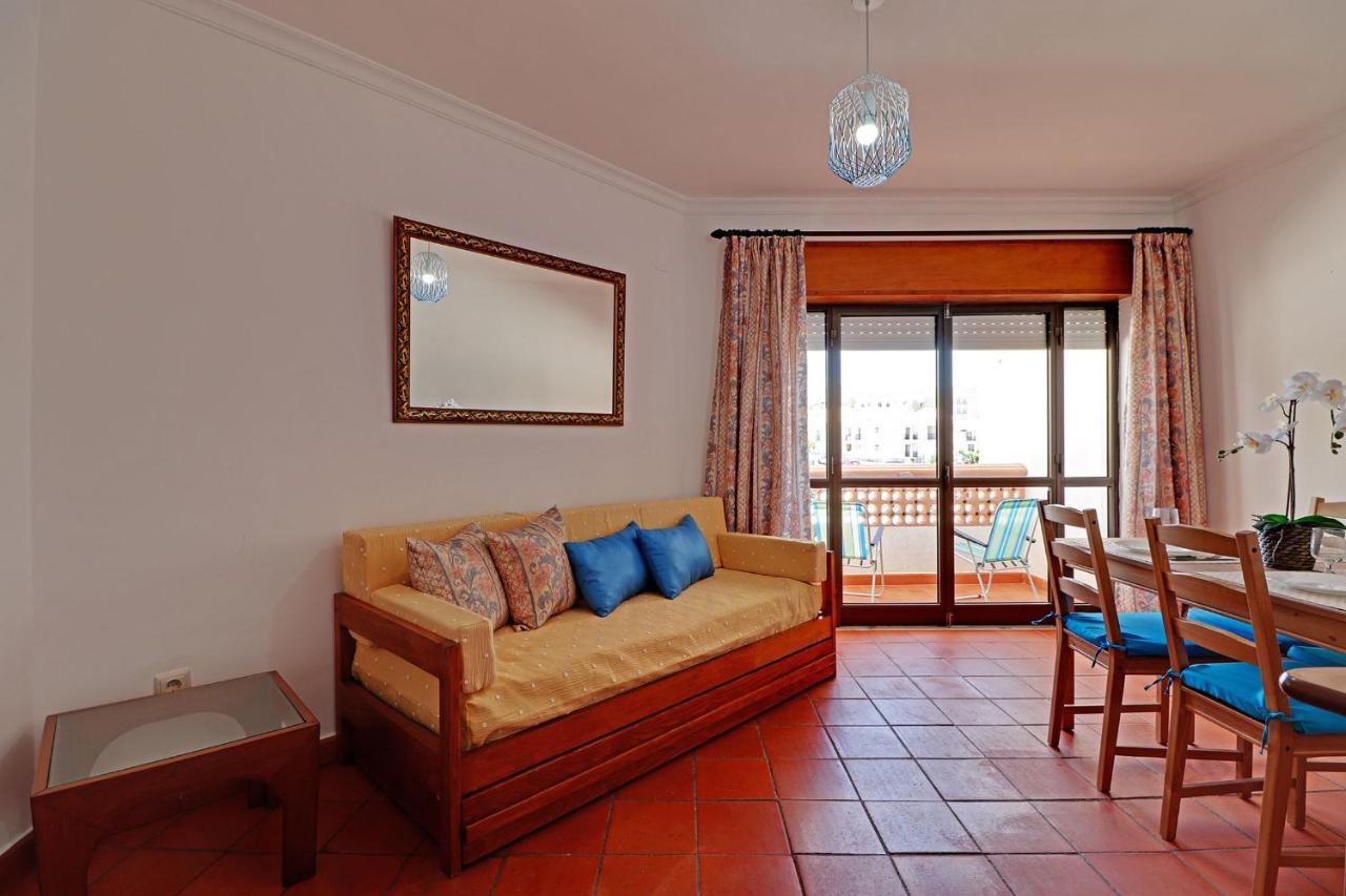 By Homing Albufeira